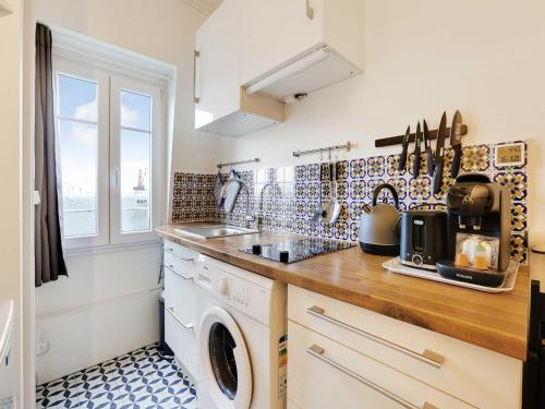 Charming studio - 18e arrd - Mobility lease - image 4