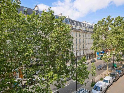 Modern appartment -1BR-2P- Le Marais - image 3