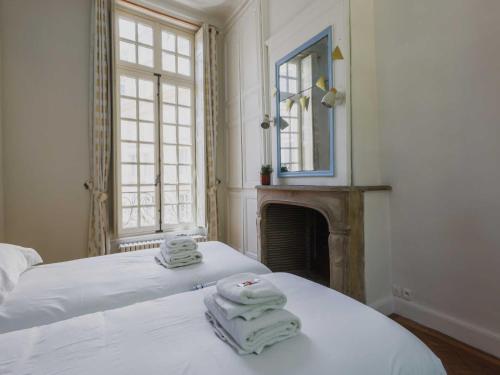 Exceptional apt - 2BR 4P- Notre-Dame Cathedral - image 6