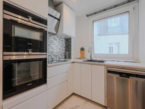 Charming Apt in Central Paris - 1BR 2P -Sébastopol - image 7