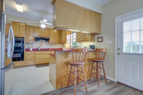 Fox Ridge Farmhouse - Hill Country Getaway! in San Marcos, USA