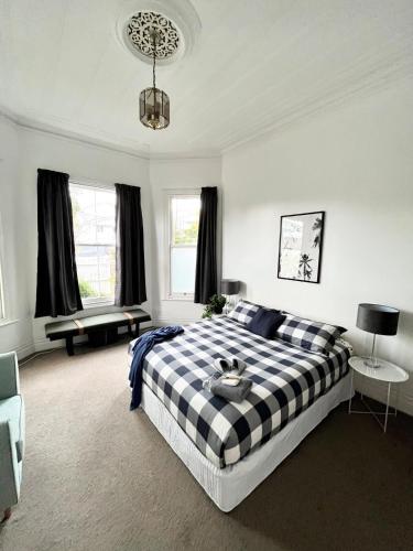 Spacious 6 Bedroom Herne Bay Villa - Close to CBD - Free WIFI, Auckland (fotografie 3)