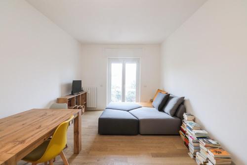 Modern Deluxe 2 Suites Apartment - 15min Colosseum & Metro 5min - AC, Wifi, Rome (photo 6)