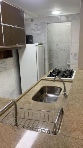 Kitchen, Flat Pitangueiras in Morro do Maluf