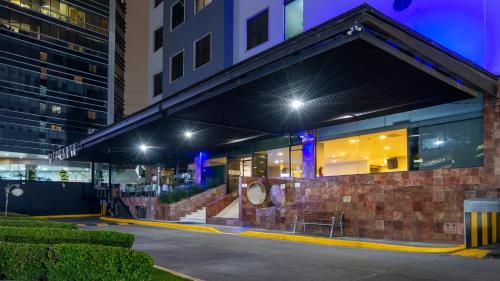 A szálláshely kívülről, Holiday Inn Express Mexico Santa Fe By IHG in Santa Fe-Desierto de Los Leones