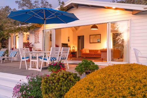 Exterior view, Sunset Villa Norfolk Island - a Mediterranean inspired villa in Burnt Pine