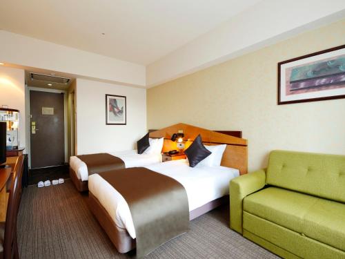 room detail thumbnail 1