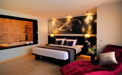 Nouvo City Hotel Room Type - Suite