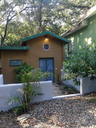 La Maisonnette, casita linda en el bosque in ซานเปโดร