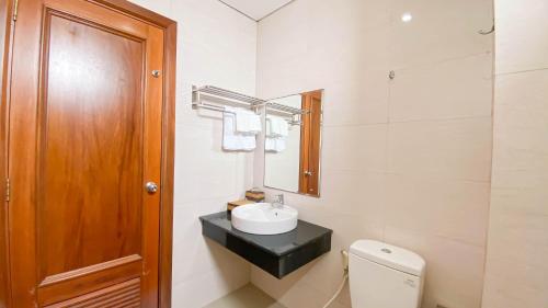 Doha Hotel near Danang Airport - 화장실