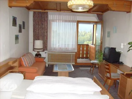 Schwarzwald-Gasthof Hirsch in Bad Wildbad, Deutschland