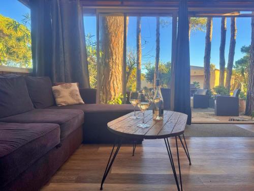 T3 Les pieds dans l'eau in กัลวี