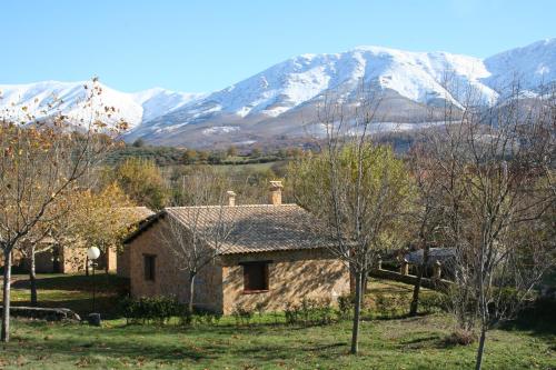 Complejo Turístico Las Cañadas Casas de Campo- Actividades Gratuitas Todos los Fines de Semana - Accommodation - Baños de Montemayor