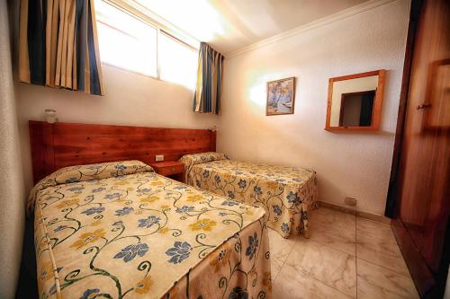 One-Bedroom Apartment image 10
