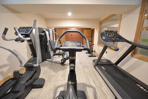 Hotel Des Roses - image 2