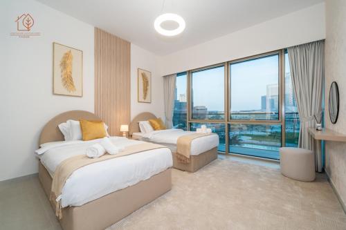 Fountains & Burj Khalifa views 2BR w/infinity Pool 