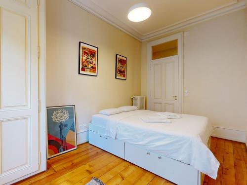 Magnificent two bedroom apartment in a luxury building, Genewa (zdjęcie 7)