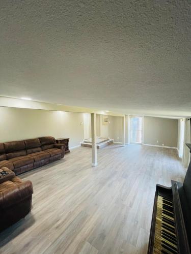 Full HOME with 2 KING BEDS and a POOL