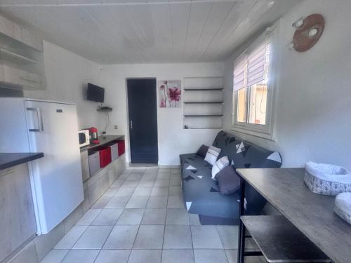 บริการและสิ่งอำนวยความสะดวก, Les pieds dans l'eau T2 E in กัลวี