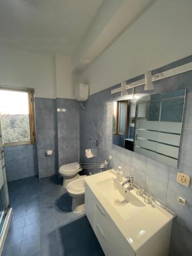 淋浴間, Casa in campagna Il Colibrì (Casa in campagna Il Colibri) in 薩克羅法諾