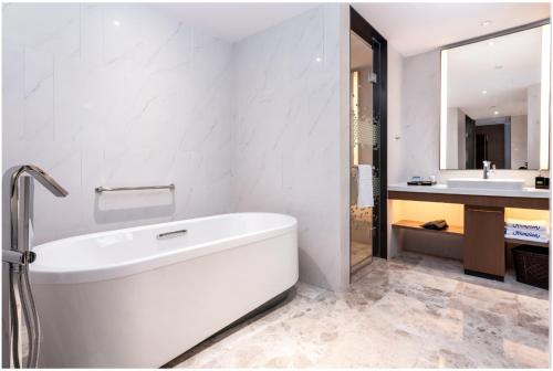 张家界天门山希尔顿欢朋酒店 张家界天门山希尔顿欢朋酒店