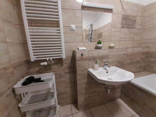Corvin Residence Apartments - image 9