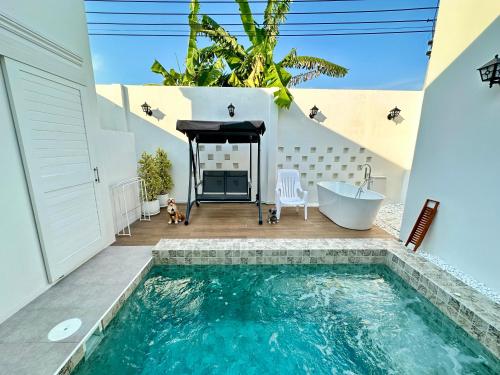 Balcony/terrace, Laticha Casa in Chonburi
