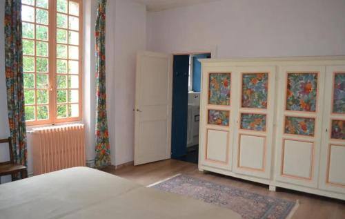 Villa with 10 bedrooms in Villeneuve sur Lot with wonderful city view private pool and furnished garden - image 2