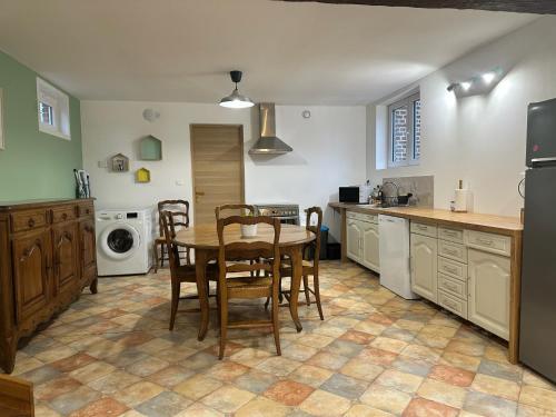 Iekārtas, Chambre d'Hotes La Chaiserie in Romeries
