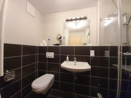 Corvin Residence Apartments - image 4