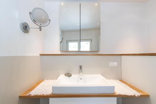 Zuhause bei ELLEN Zuhause bei ELLEN