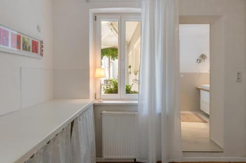 Zuhause bei ELLEN Zuhause bei ELLEN