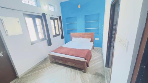Budget Double Room room in Suri Guest House