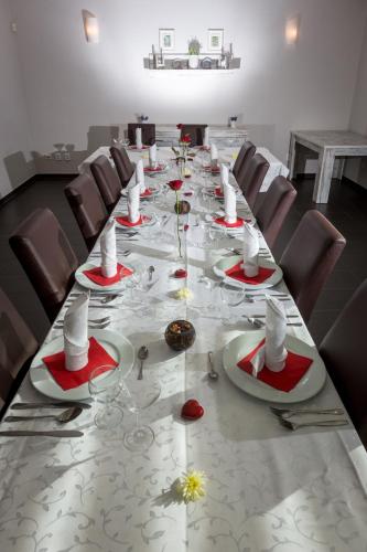 Sareza hotel - image 8