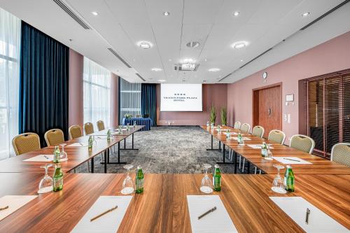 Crowne Plaza Vilnius an IHG Hotel - image 11