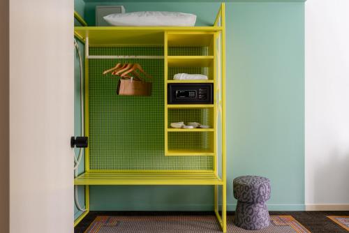 Habitación 2 camas, superior, balcón