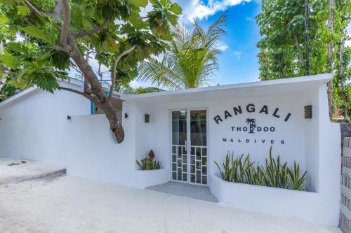 . Rangali thoddoo Maldives