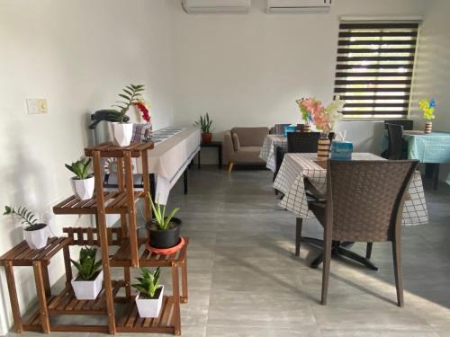 บริการและสิ่งอำนวยความสะดวก, มันตา สกาย อินน์ (manta sky inn) in บา อะทอล