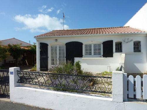 Charmante maison vendéenne avec jardin et océan à 200m gîte à louer Le Lagon