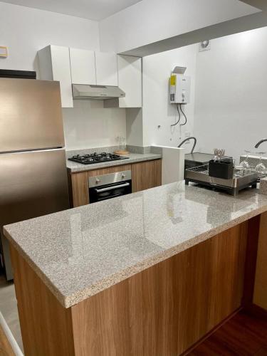 Depa frente a la Clínica Ricardo Palma