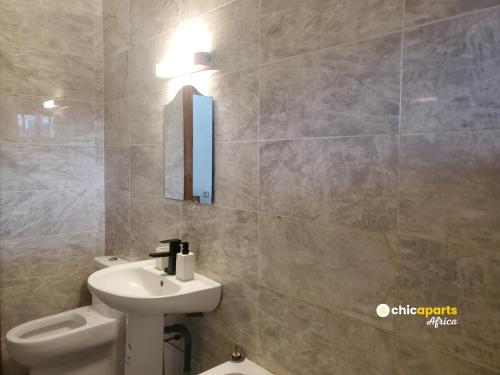 Shower, Chic house with pool in Kribi