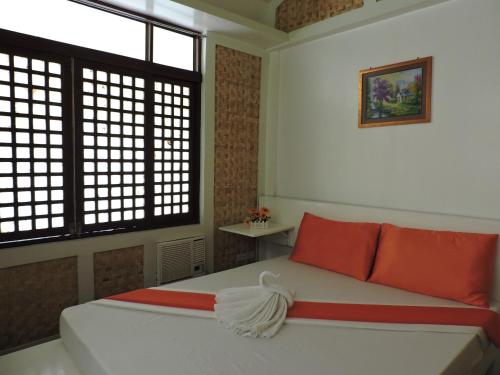 Deluxe Double Room image 10