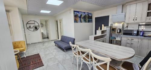 مطبخ, De Nice Suite in مجدل شمس