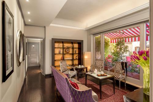The Inn At The Spanish Steps Luxury Collection - The View - Rome
