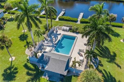 Bokeelia Condo, Pool & Fishing & Boat Dock in Bokeelia