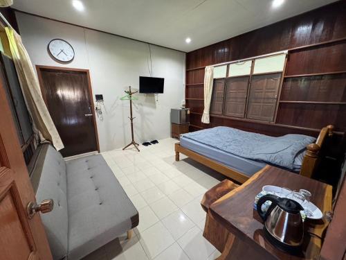 สวนภาวัฒน์ - Pawat Waterfront & Resort, Phra Nakhon Si Ayutthaya (zdjęcie 7)