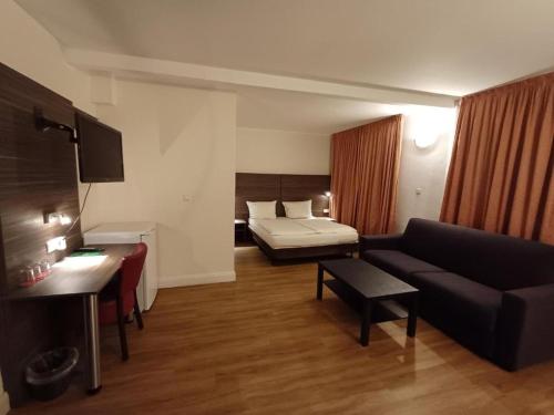 Hotel ARIANA Köln, Cologne (photo 4)