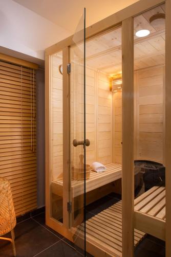 Athenian Riviera Hotel& Suites - main image