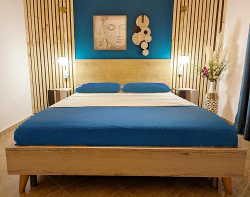 One-Bedroom Apartment image 6