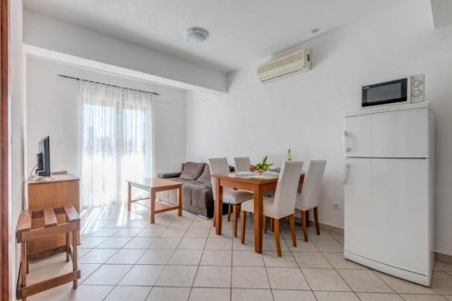 Ruža&Nikolina "1" apartmani - Baška Voda 3